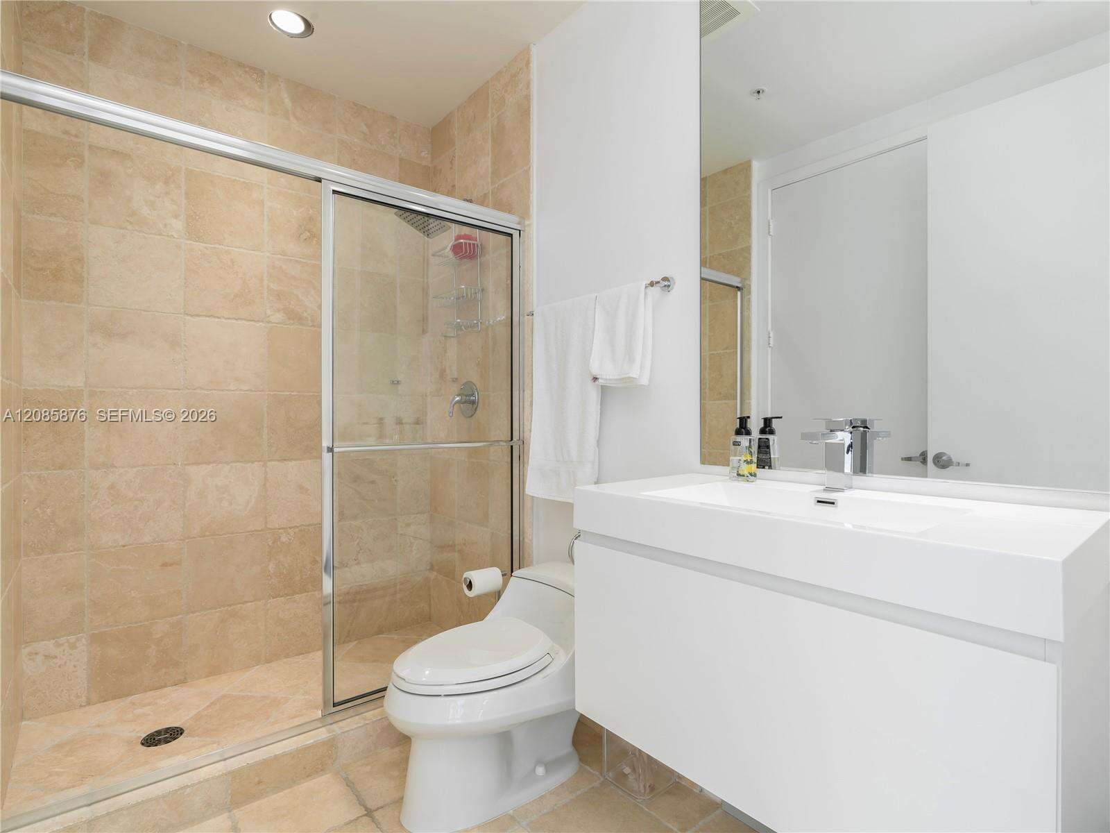 Trump Royale at 18201 Collins Ave, Sunny Isles Beach, FL 33160 - For Rent photo 17