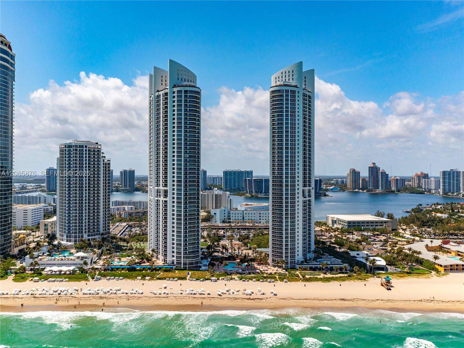 Trump Royale at 18201 Collins Ave, Sunny Isles Beach, FL 33160 - For Rent photo 21