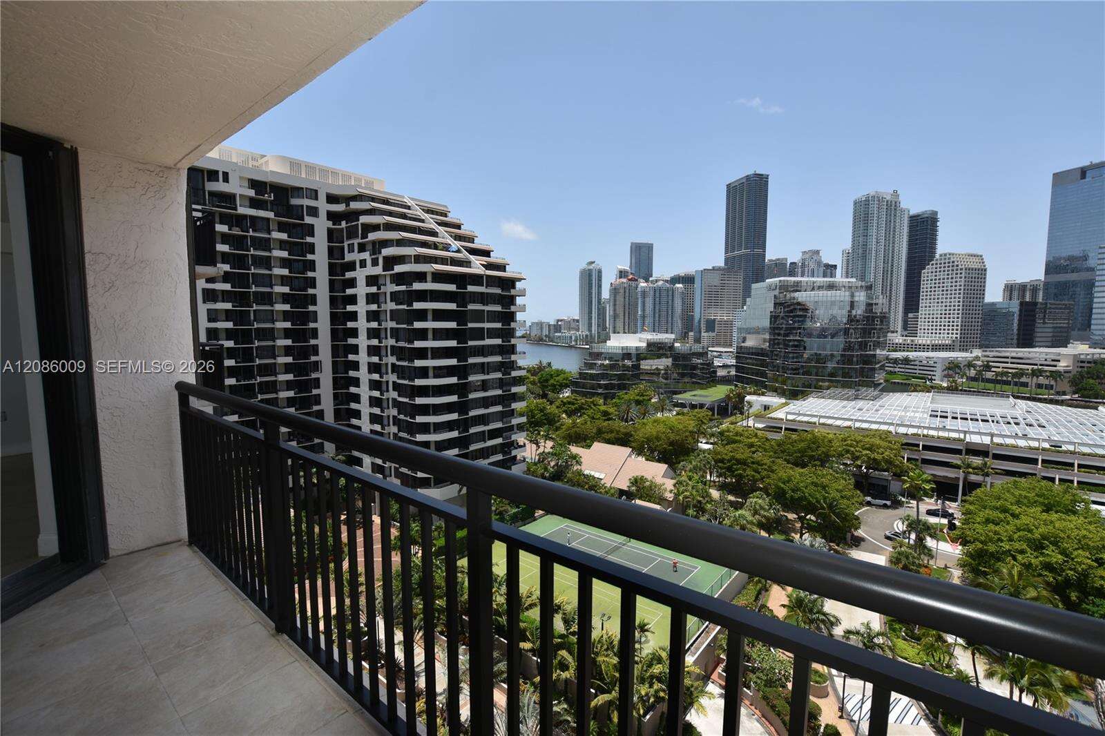 Brickell Key 2 at 540 Brickell Key Dr, Miami, FL 33131 - For Rent photo 13