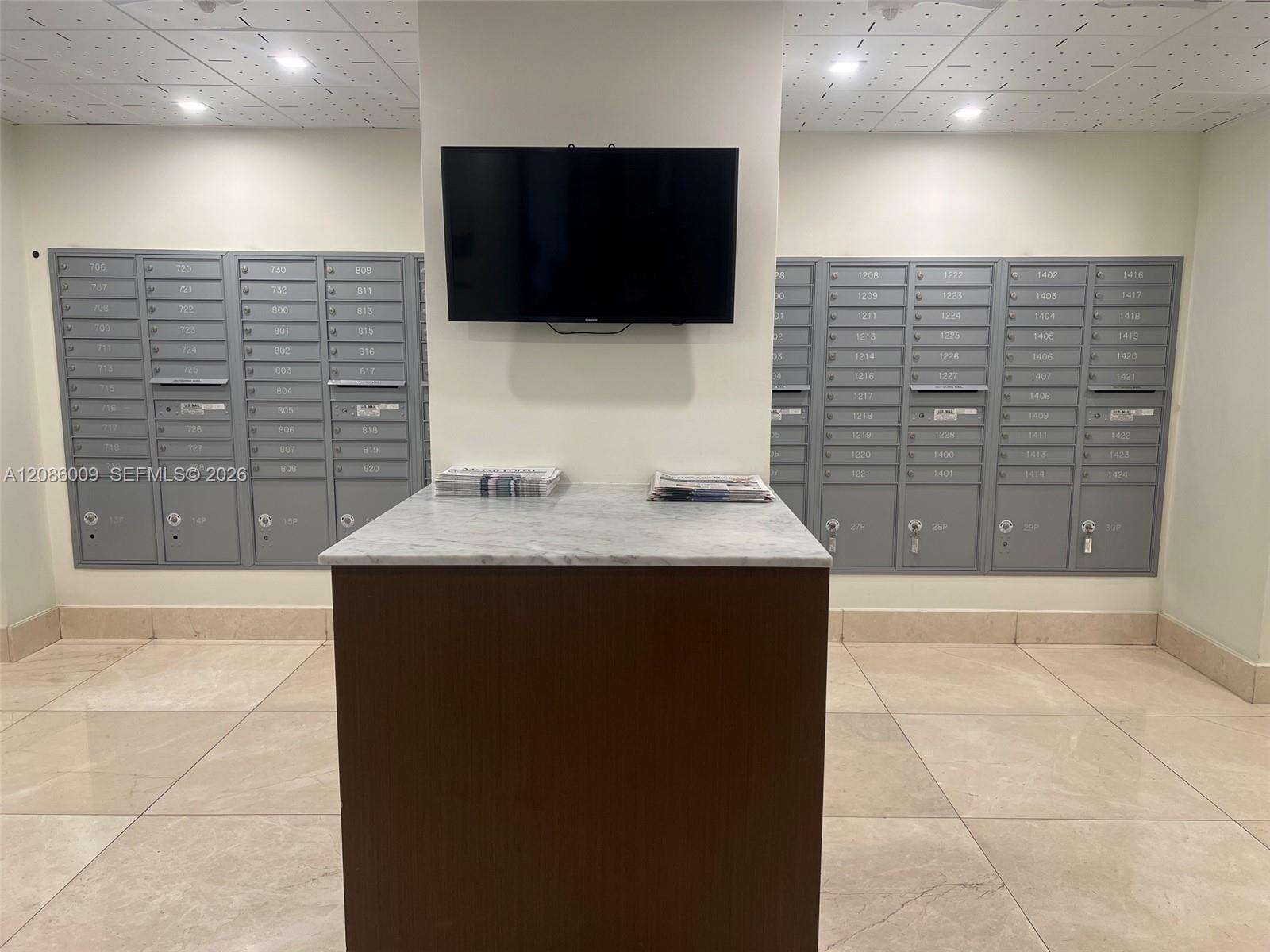 Brickell Key 2 at 540 Brickell Key Dr, Miami, FL 33131 - For Rent photo 20