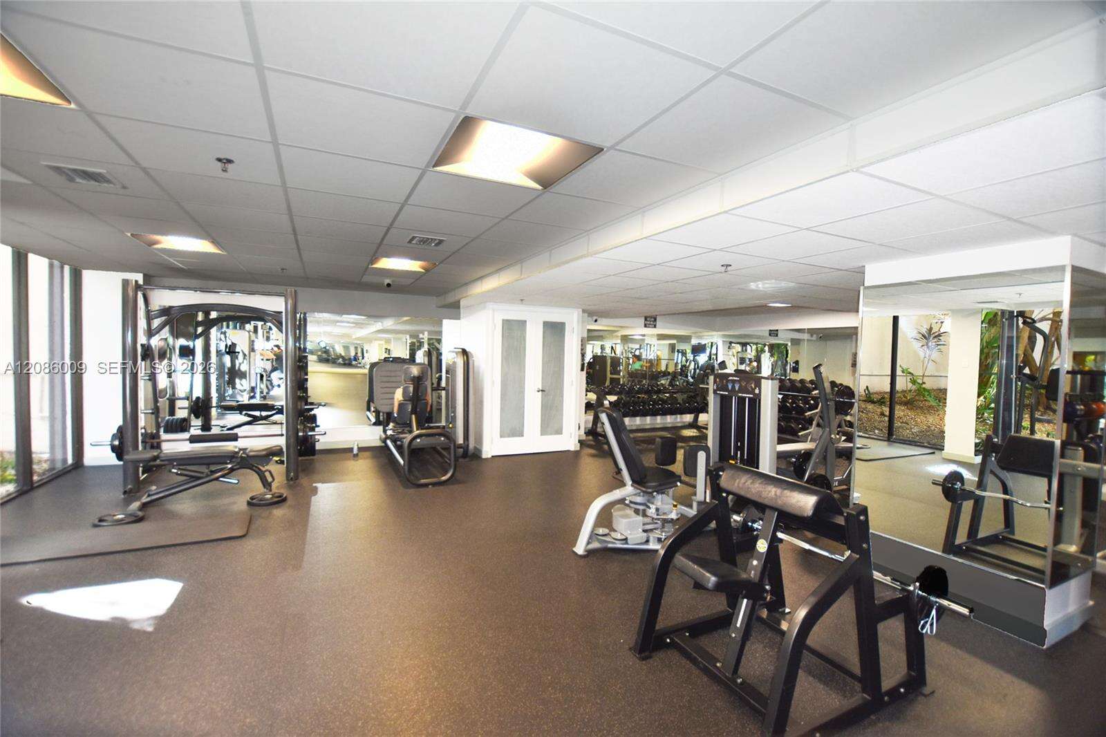 Brickell Key 2 at 540 Brickell Key Dr, Miami, FL 33131 - For Rent photo 28