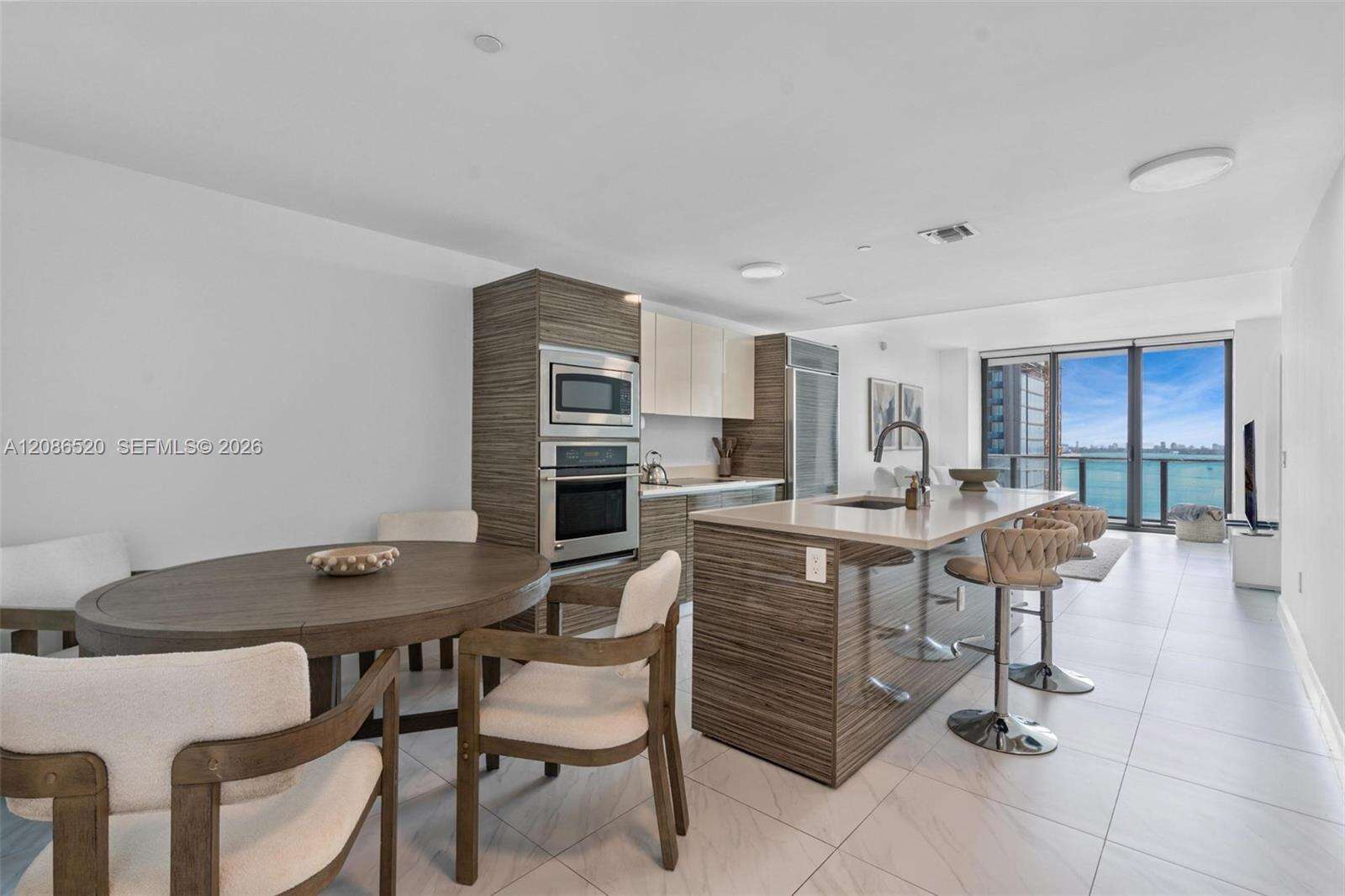 Icon Bay at 460 28 St, Miami, FL 33137 - For Rent photo 2