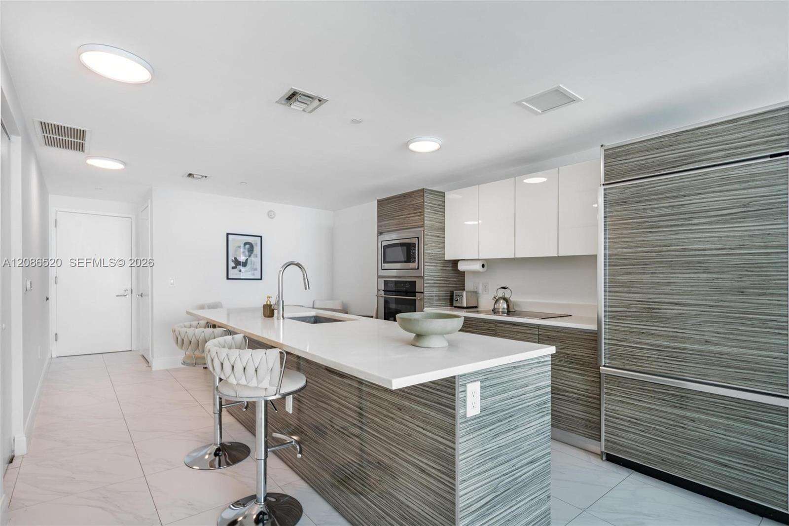 Icon Bay at 460 28 St, Miami, FL 33137 - For Rent photo 6