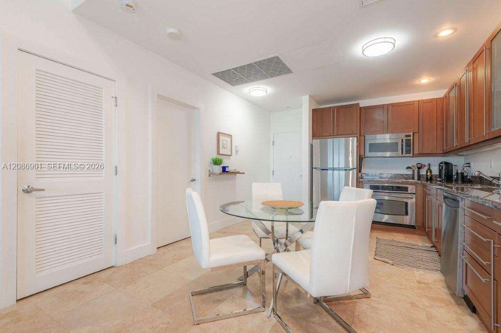 Roney Palace at 2301 Collins Ave, Miami Beach, FL 33139 - For Rent photo 15