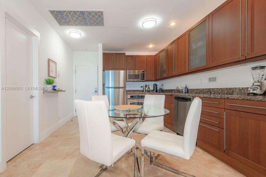 Roney Palace at 2301 Collins Ave, Miami Beach, FL 33139 - For Rent photo 16