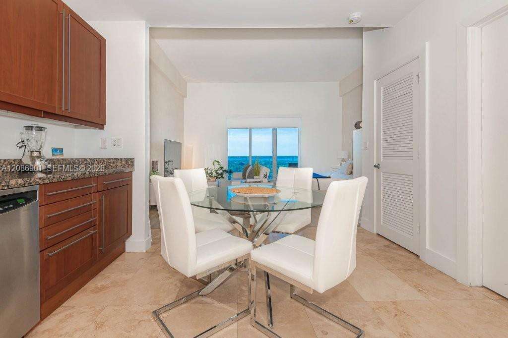 Roney Palace at 2301 Collins Ave, Miami Beach, FL 33139 - For Rent photo 4