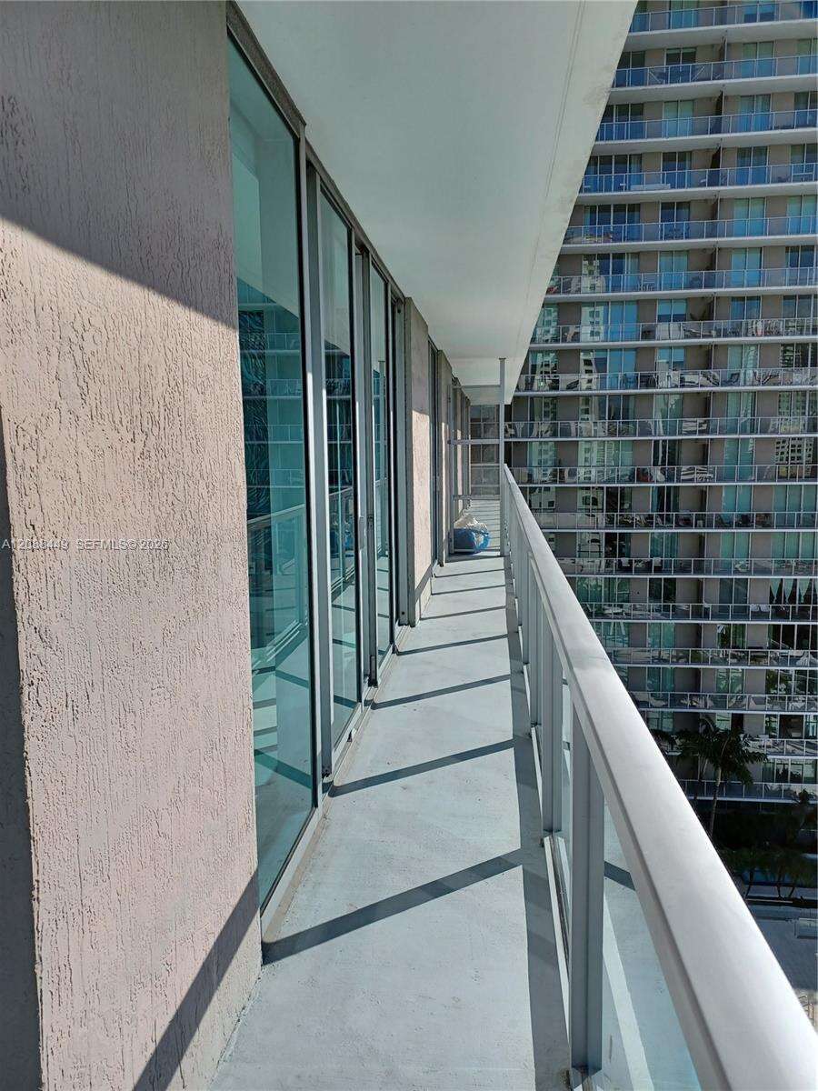 Axis On Brickell at 1111 1 Ave, Miami, FL 33130 - For Rent photo 5