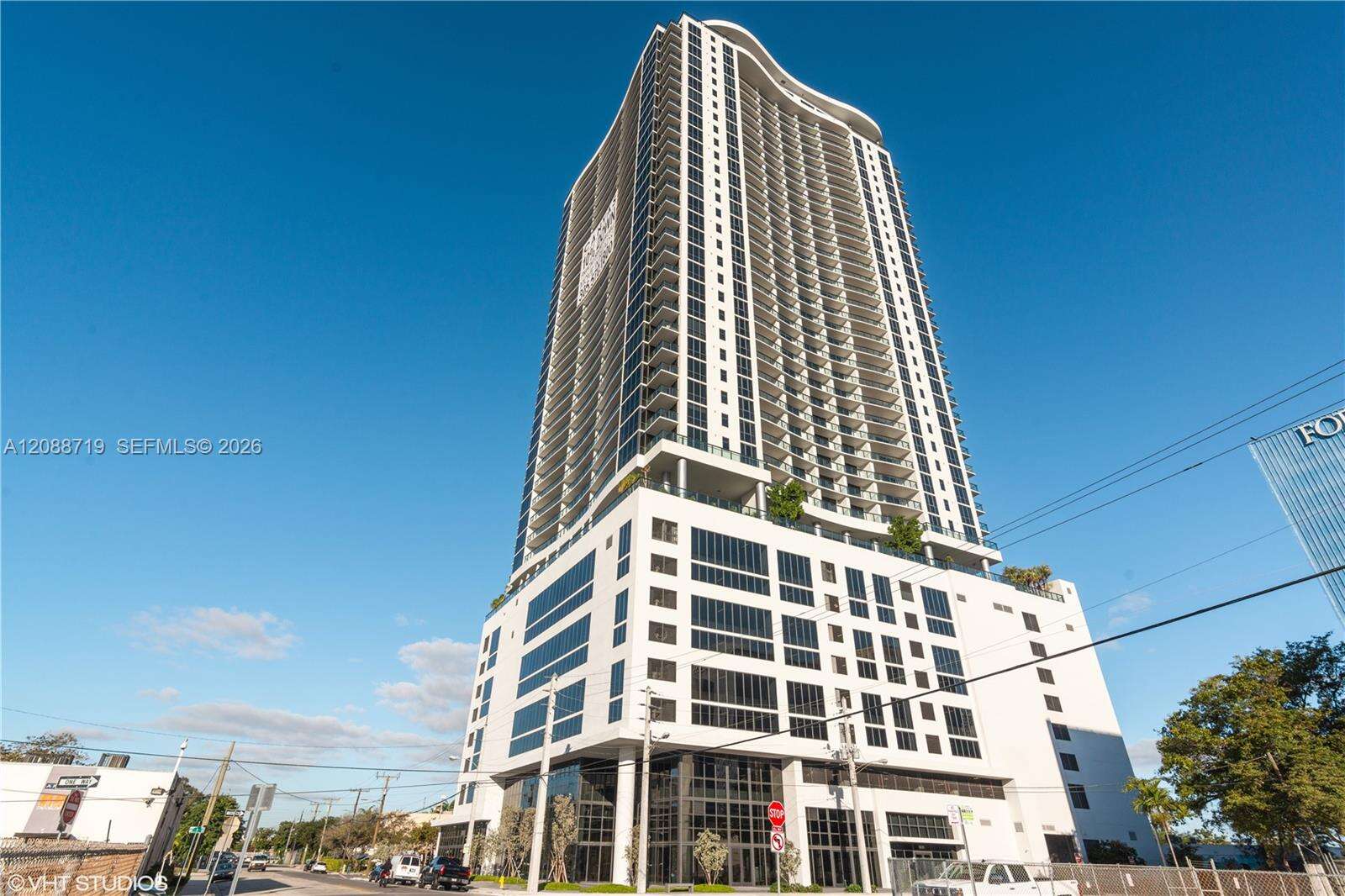 Canvas at 1600 1 Ave, Miami, FL 33132 - For Rent photo 2