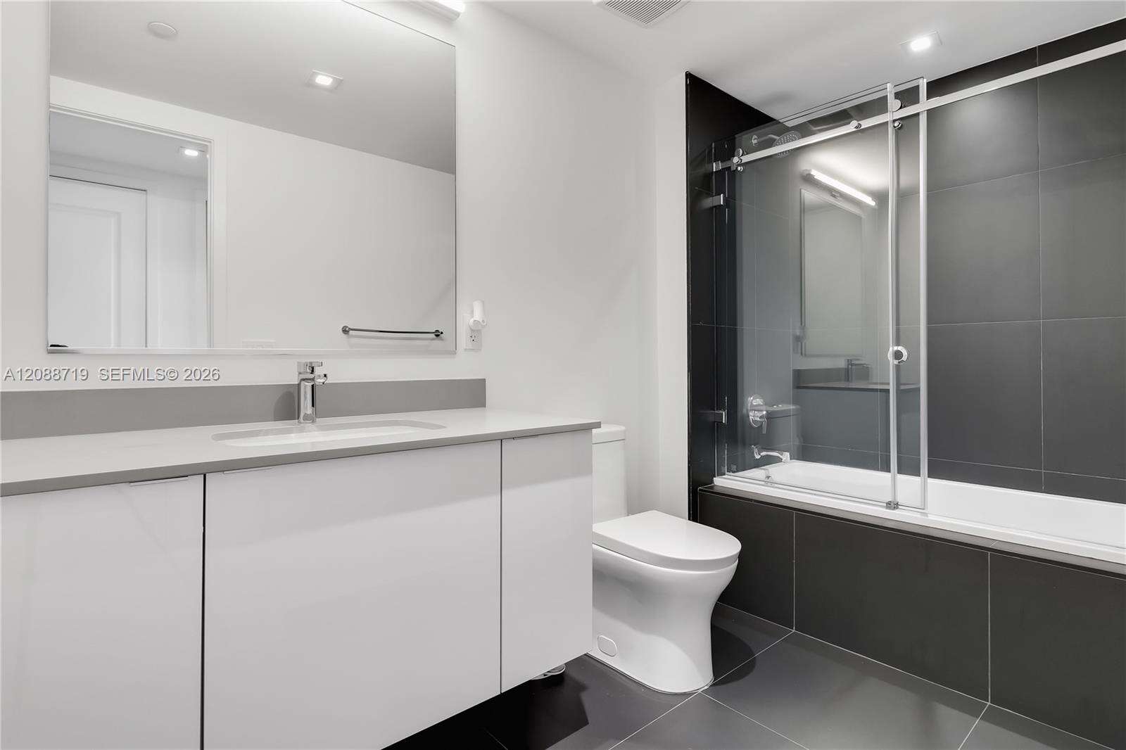 Canvas at 1600 1 Ave, Miami, FL 33132 - For Rent photo 10