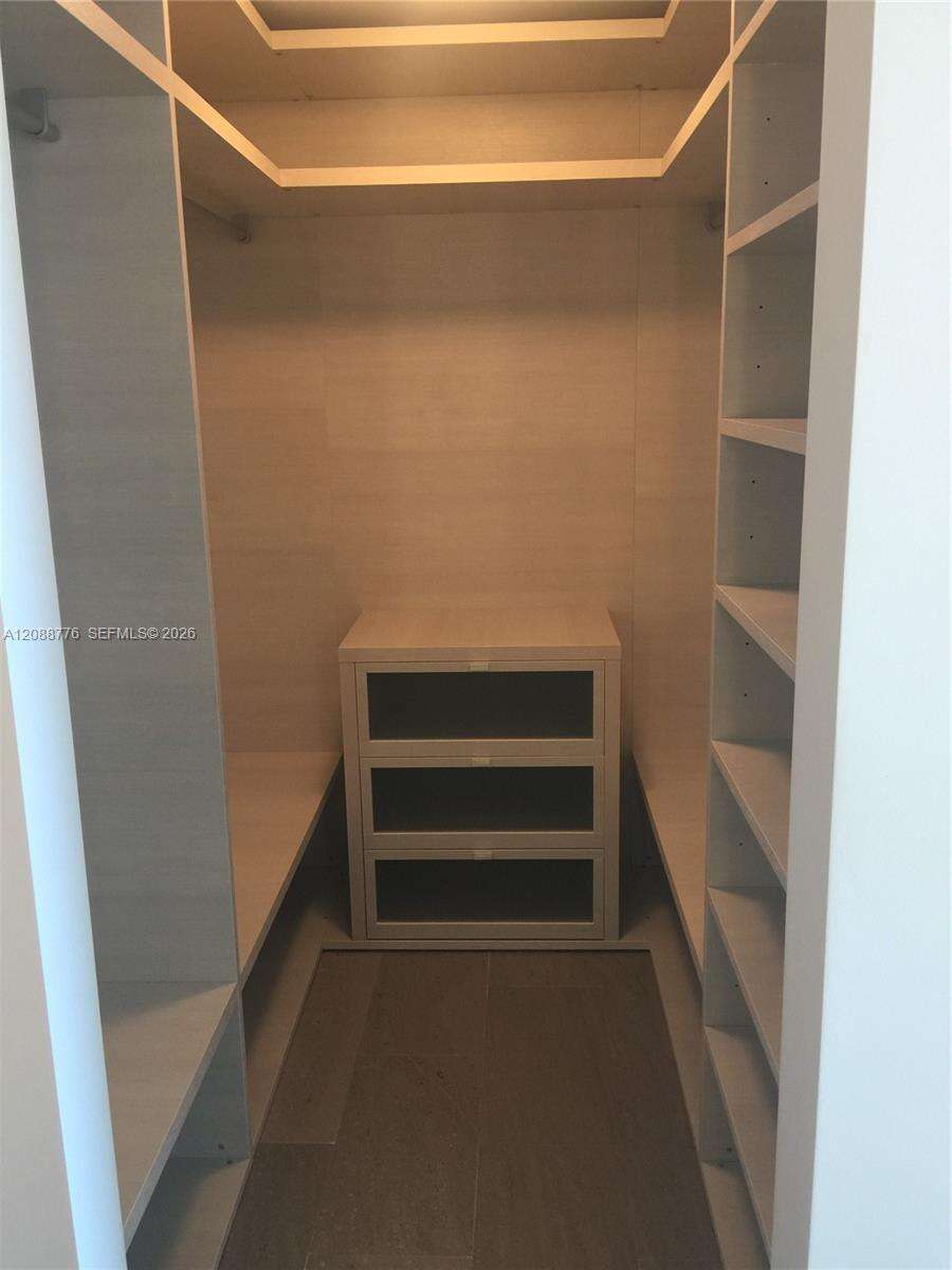 Reach Brickell at 68 6 St, Miami, FL 33131 - For Rent photo 2