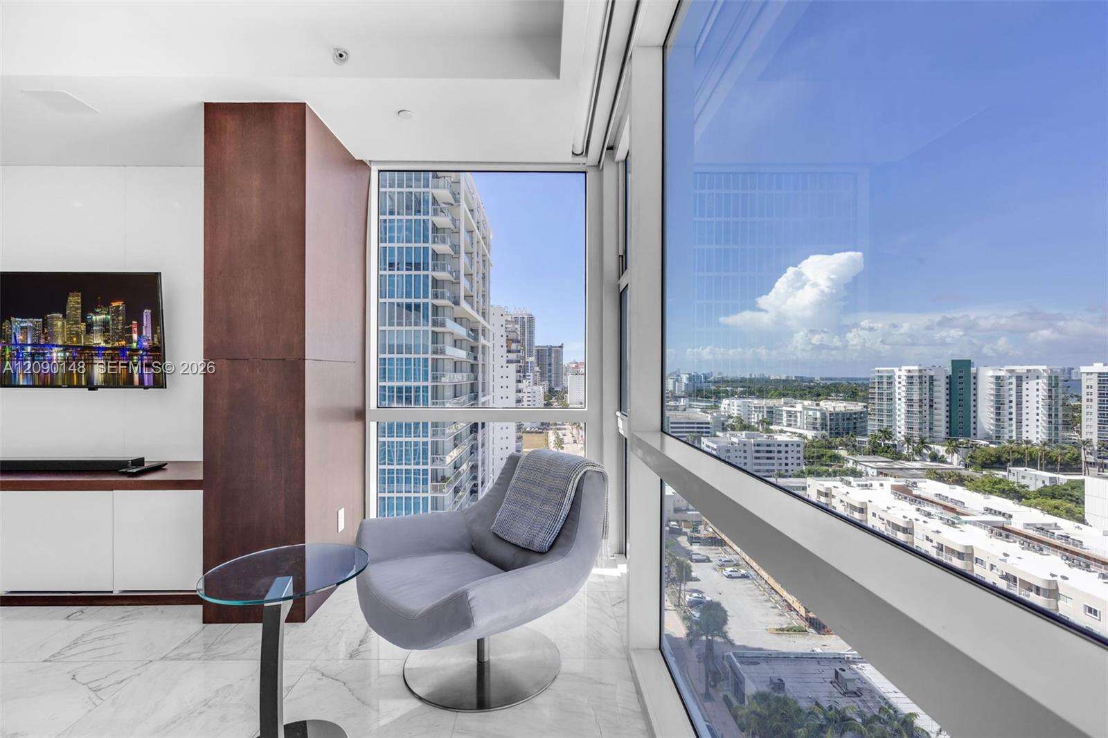Central Carillon at 6801 Collins Ave, Miami Beach, FL 33141 - For Rent photo 25