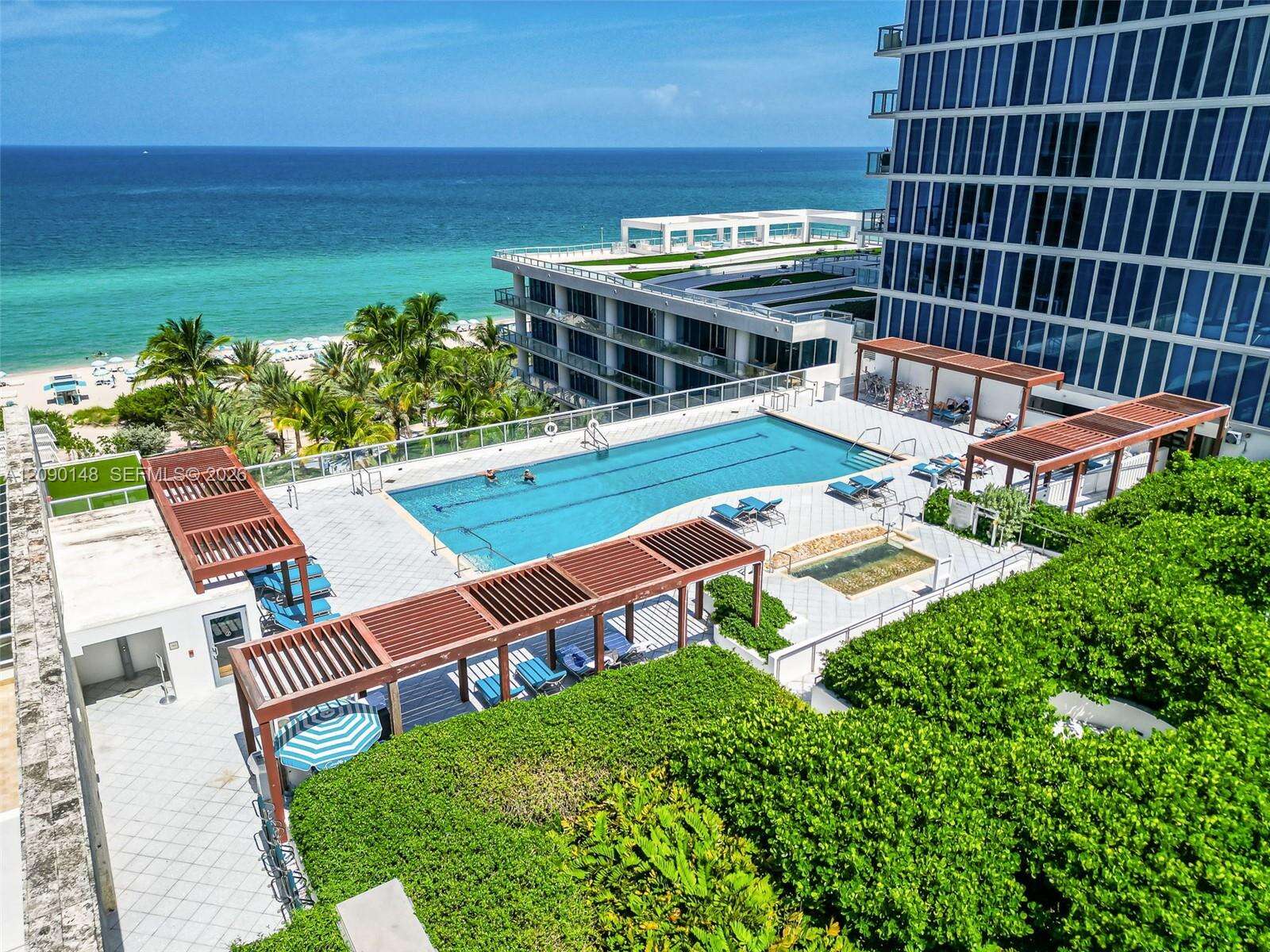 Central Carillon at 6801 Collins Ave, Miami Beach, FL 33141 - For Rent photo 40