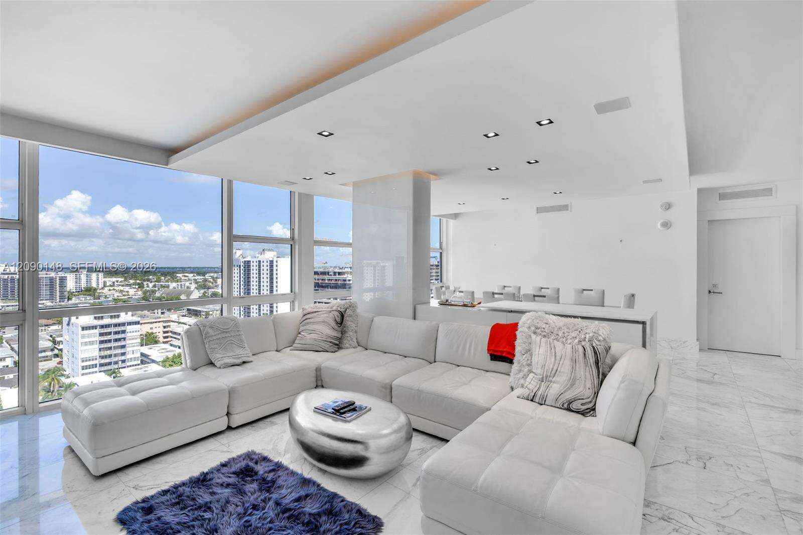Central Carillon at 6801 Collins Ave, Miami Beach, FL 33141 - For Rent photo 7