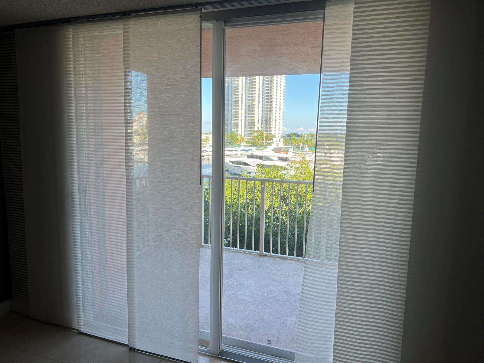 The Yacht Club At Aventura at 19655 Country Club, Aventura, FL 33180 - For Rent photo 4