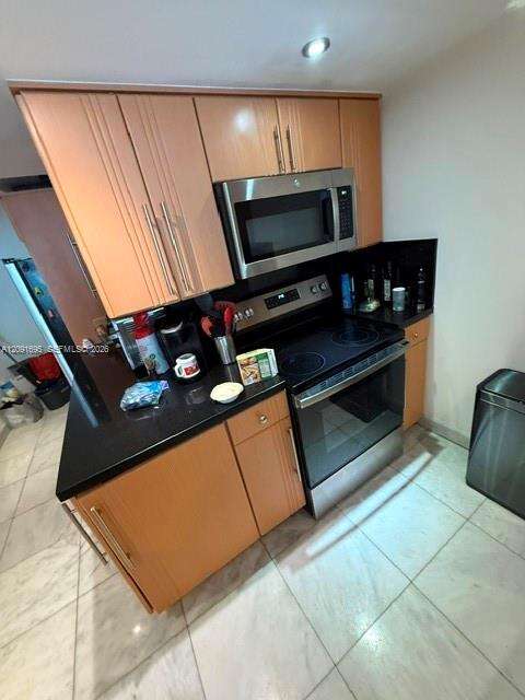 The Grand at 1717 Bayshore Dr, Miami, FL 33132 - For Rent photo 14