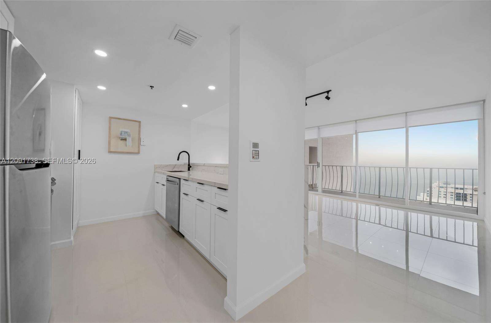 Grandview Palace at 7601 Treasure Dr, North Bay Village, FL 33141 - For Rent photo 1