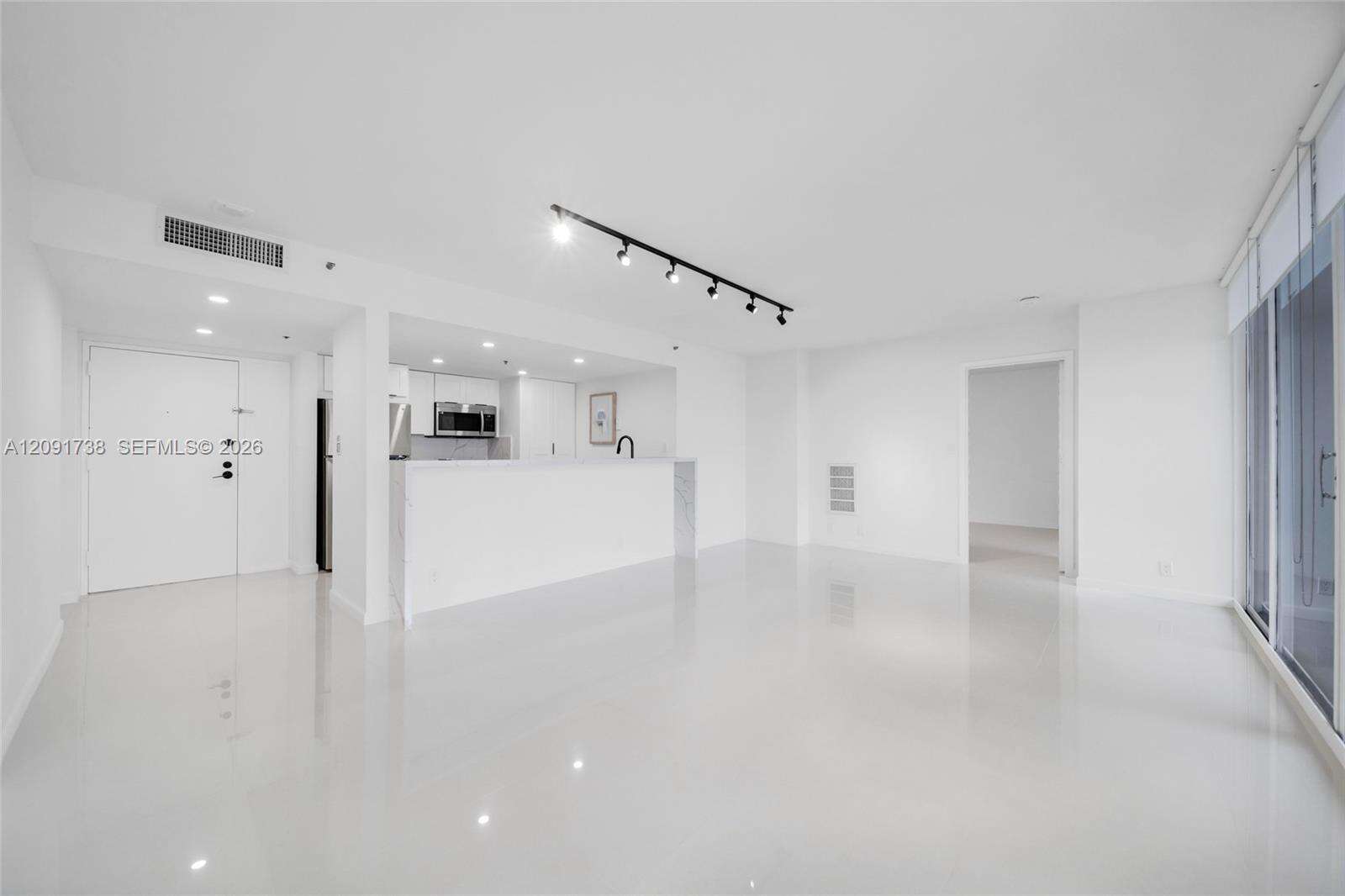 Grandview Palace at 7601 Treasure Dr, North Bay Village, FL 33141 - For Rent photo 12