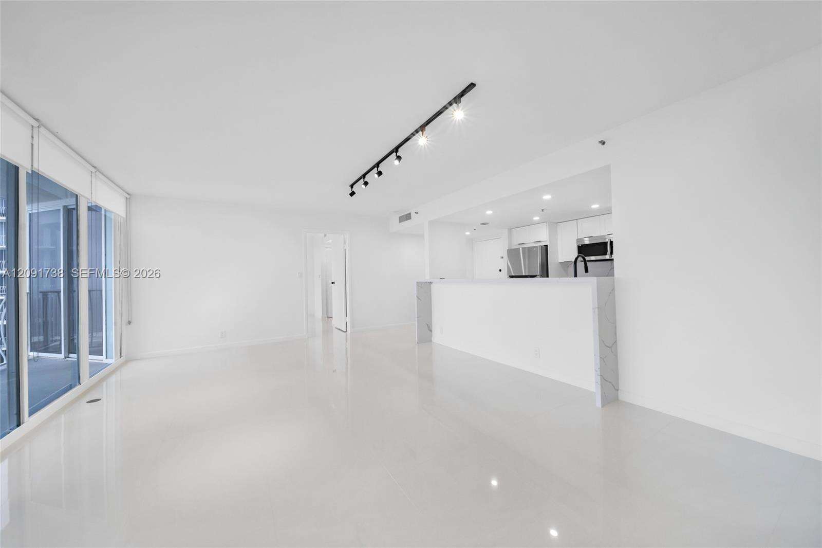 Grandview Palace at 7601 Treasure Dr, North Bay Village, FL 33141 - For Rent photo 10