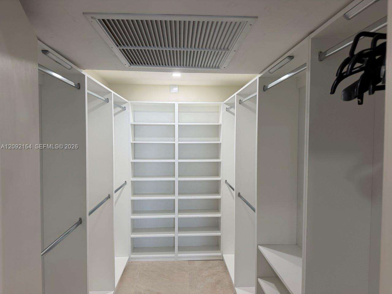 Oceanside Plaza at 5555 Collins Ave, Miami Beach, FL 33140 - For Rent photo 12