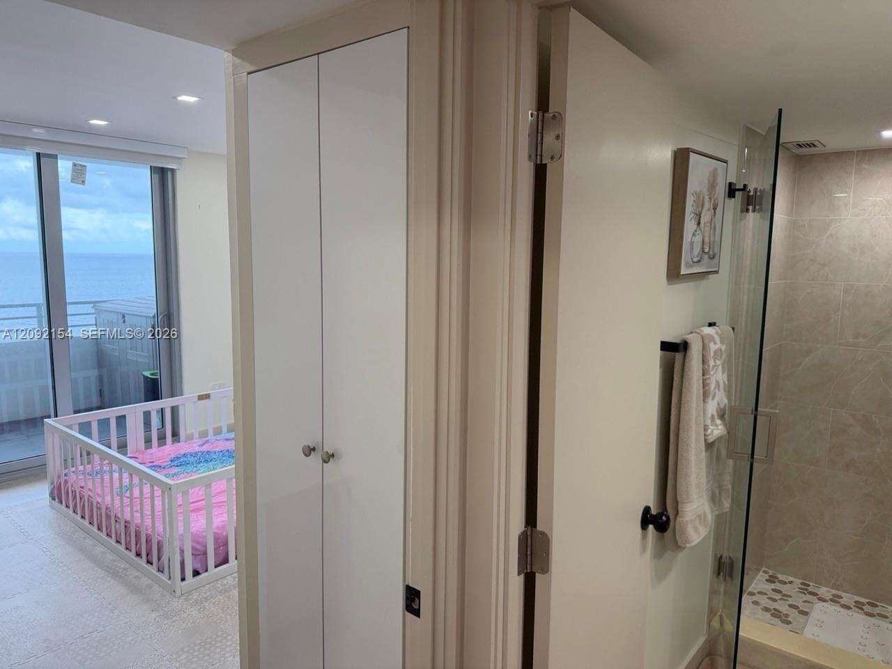 Oceanside Plaza at 5555 Collins Ave, Miami Beach, FL 33140 - For Rent photo 14