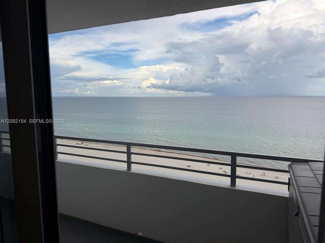 Oceanside Plaza at 5555 Collins Ave, Miami Beach, FL 33140 - For Rent photo 18