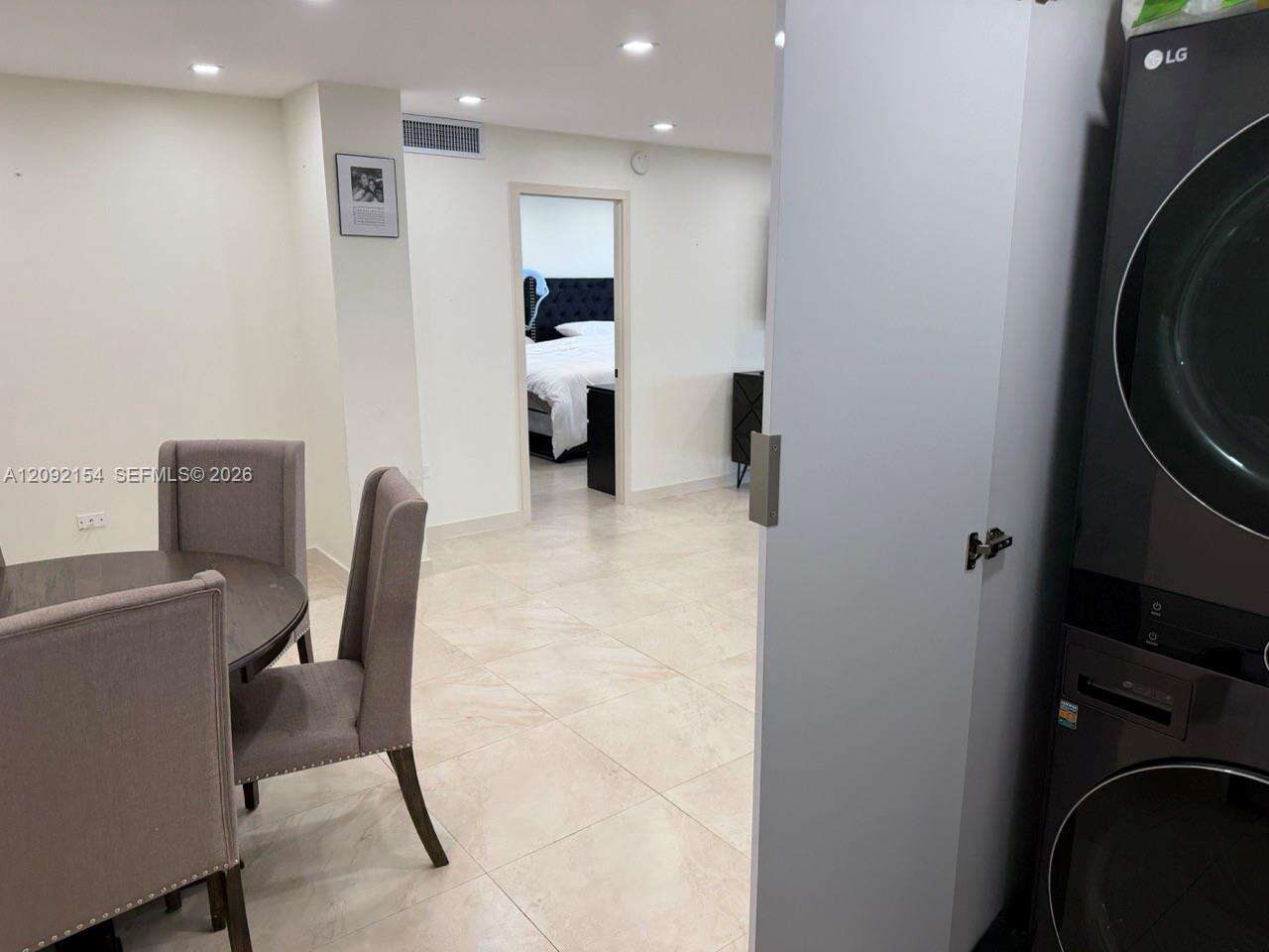Oceanside Plaza at 5555 Collins Ave, Miami Beach, FL 33140 - For Rent photo 23