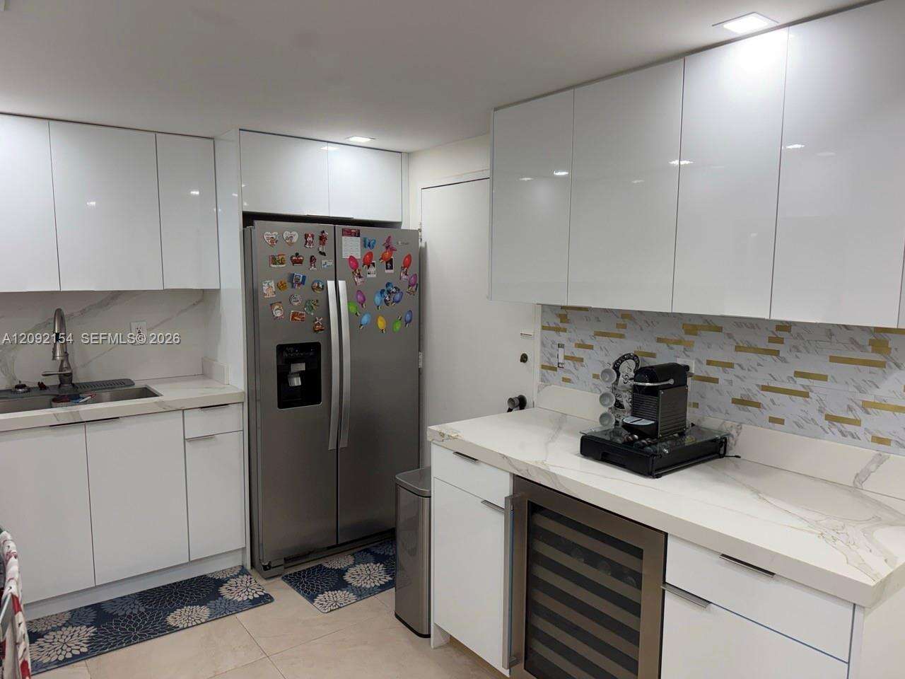 Oceanside Plaza at 5555 Collins Ave, Miami Beach, FL 33140 - For Rent photo 26