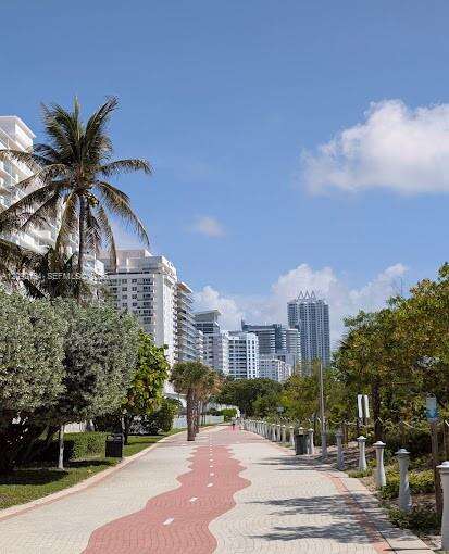 Oceanside Plaza at 5555 Collins Ave, Miami Beach, FL 33140 - For Rent photo 31