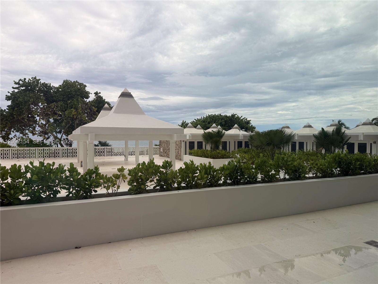 Oceanside Plaza at 5555 Collins Ave, Miami Beach, FL 33140 - For Rent photo 61