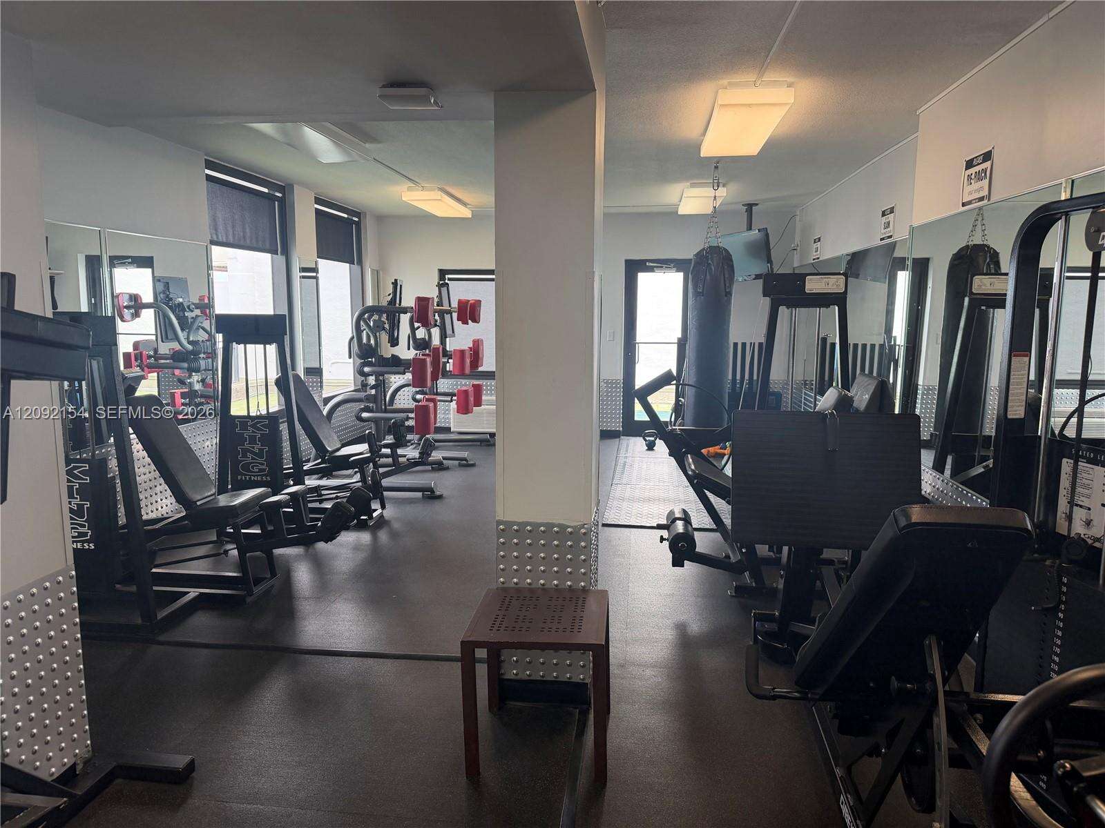 Oceanside Plaza at 5555 Collins Ave, Miami Beach, FL 33140 - For Rent photo 63