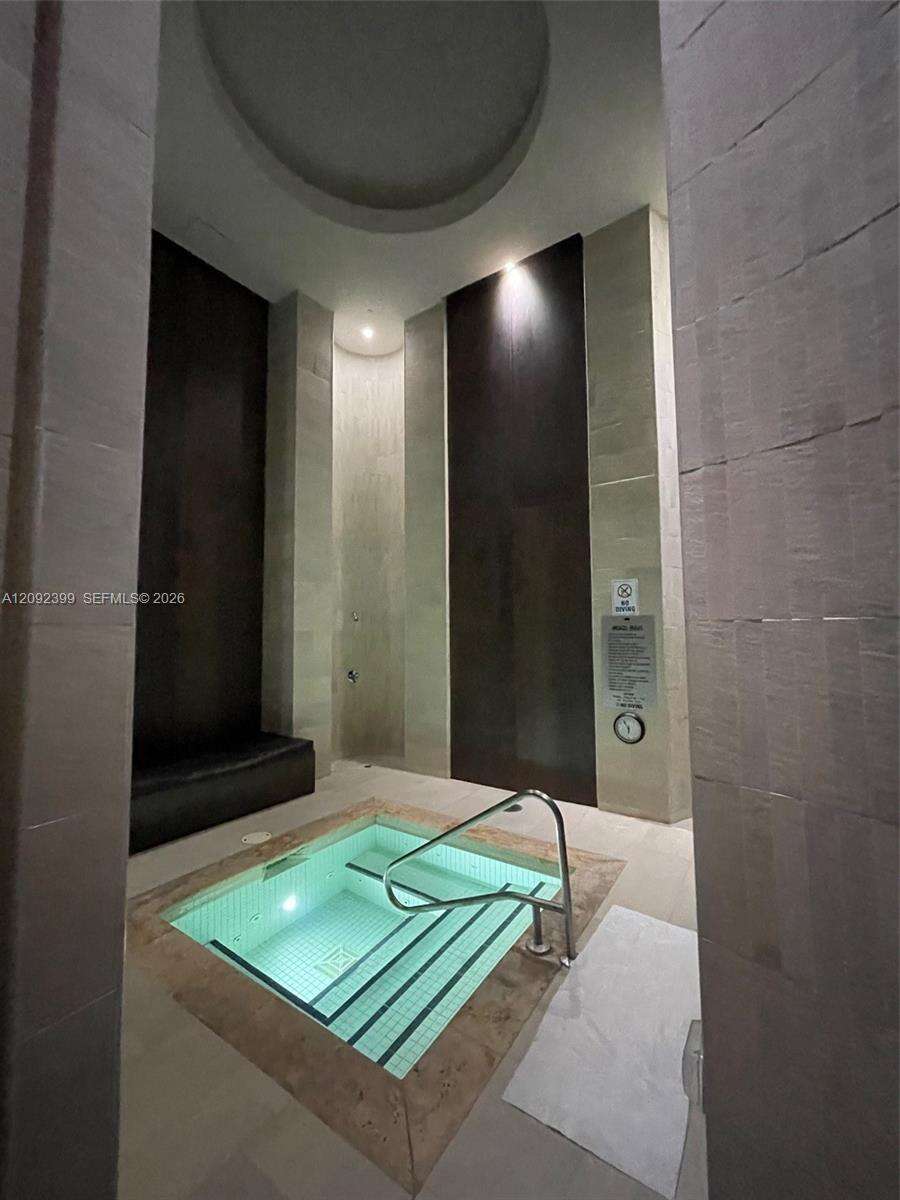 The Beach Club Two at 1830 Ocean Dr, Hallandale Beach, FL 33009 - For Rent photo 19