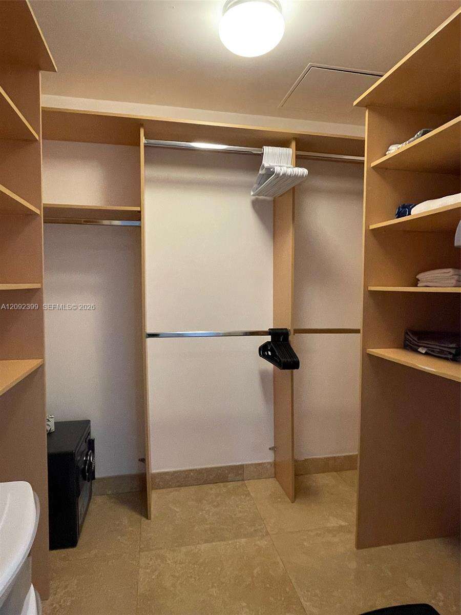The Beach Club Two at 1830 Ocean Dr, Hallandale Beach, FL 33009 - For Rent photo 8