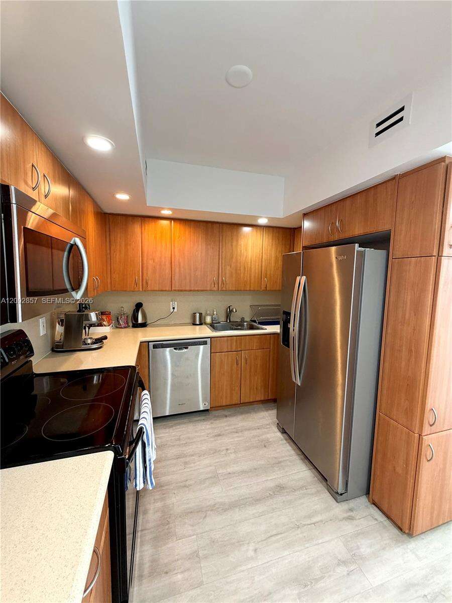 5600 Collins Ave, Miami Beach, FL 33140 - For Rent photo 18