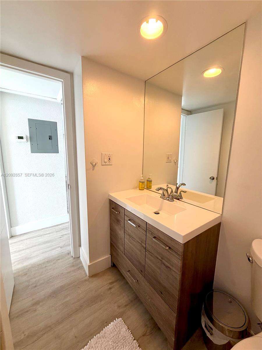 5600 Collins Ave, Miami Beach, FL 33140 - For Rent photo 22