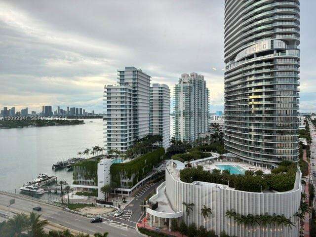 Icon at 450 Alton Rd, Miami Beach, FL 33139 - For Rent photo 1