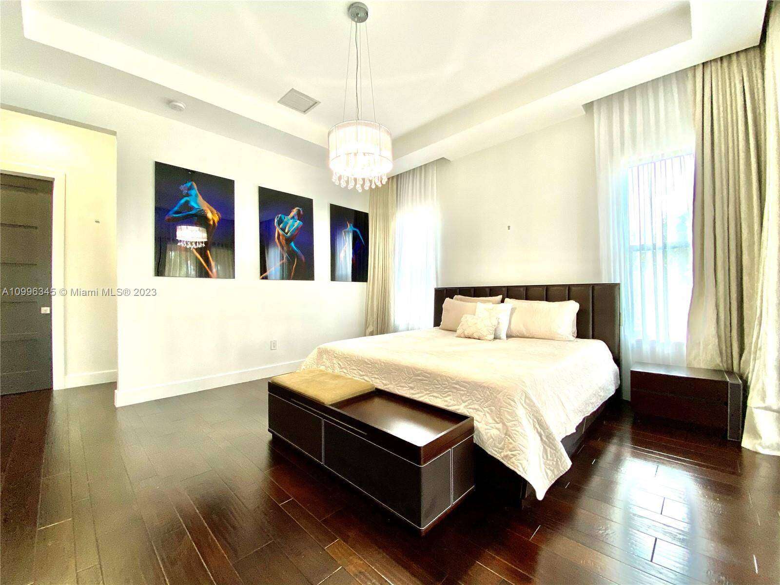  , Hollywood, FL 33019 | Picture 17