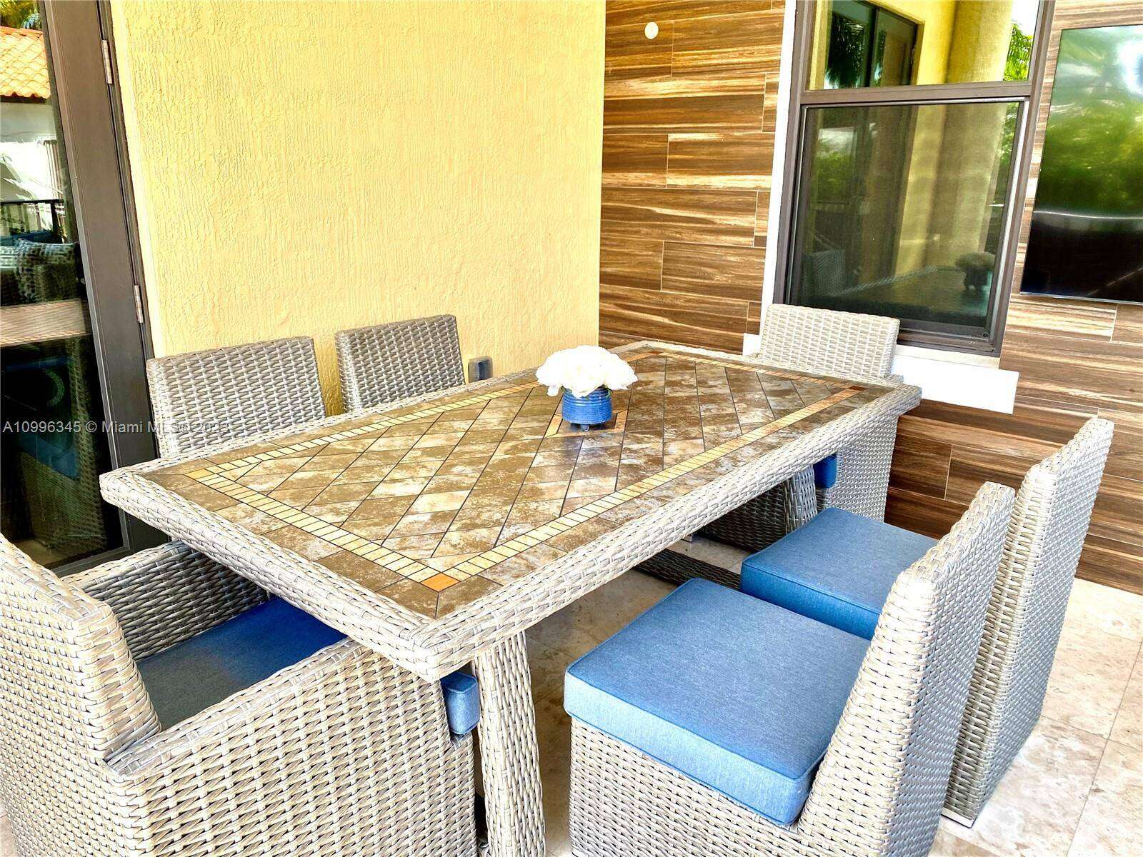  , Hollywood, FL 33019 | Picture 24