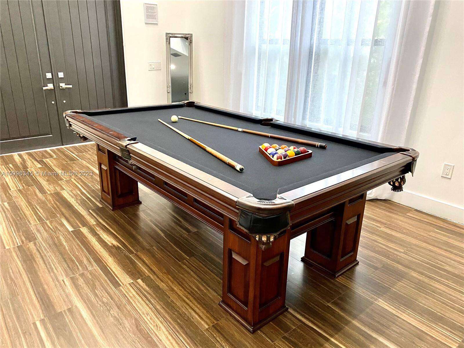  , Hollywood, FL 33019 | Picture 5