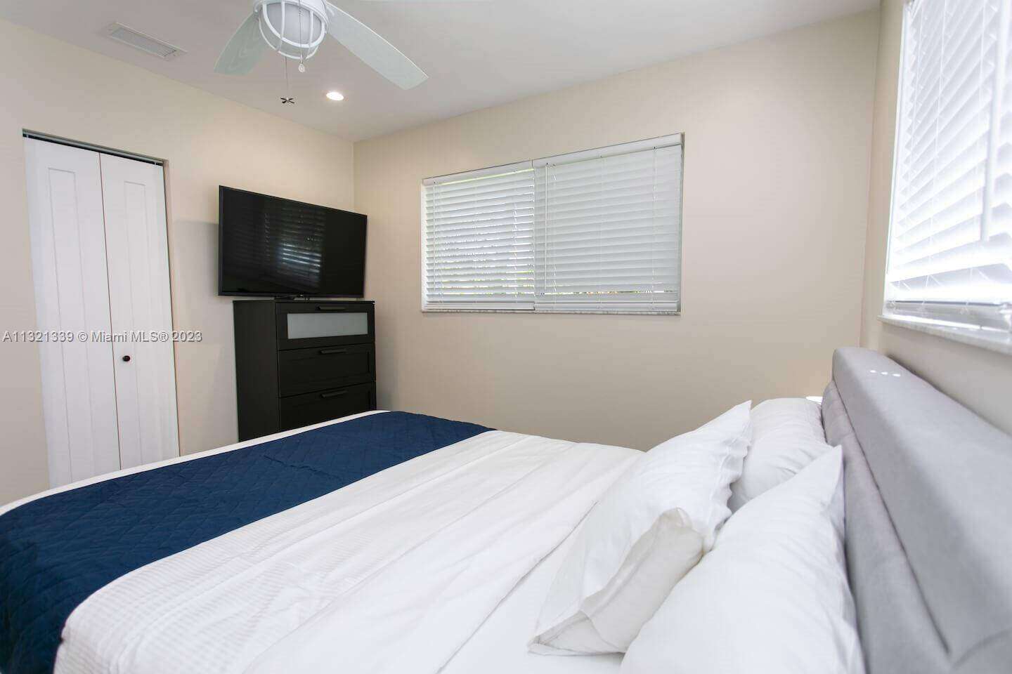 1120 13th Terrace, Hollywood, FL 33019 | Picture 14