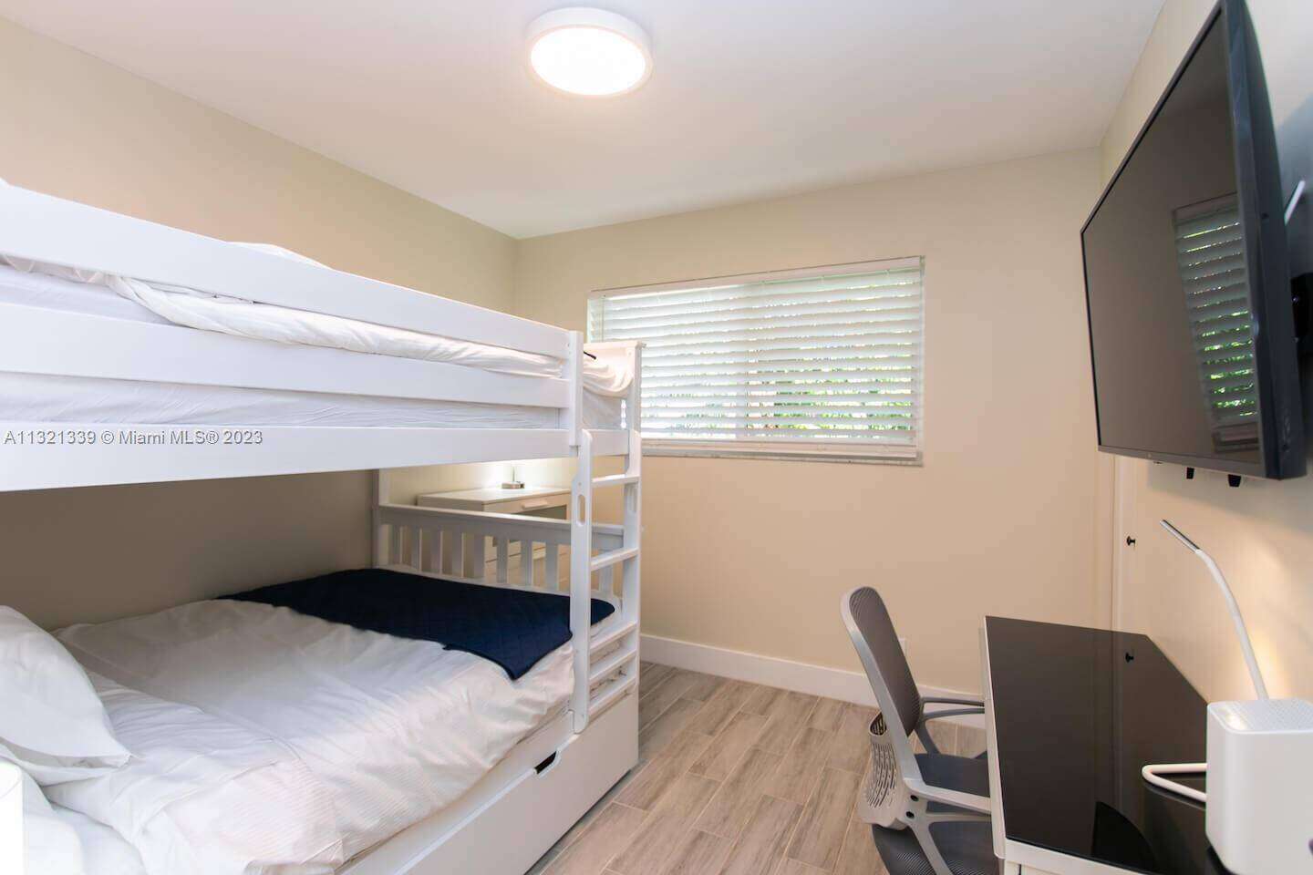 1120 13th Terrace, Hollywood, FL 33019 | Picture 16