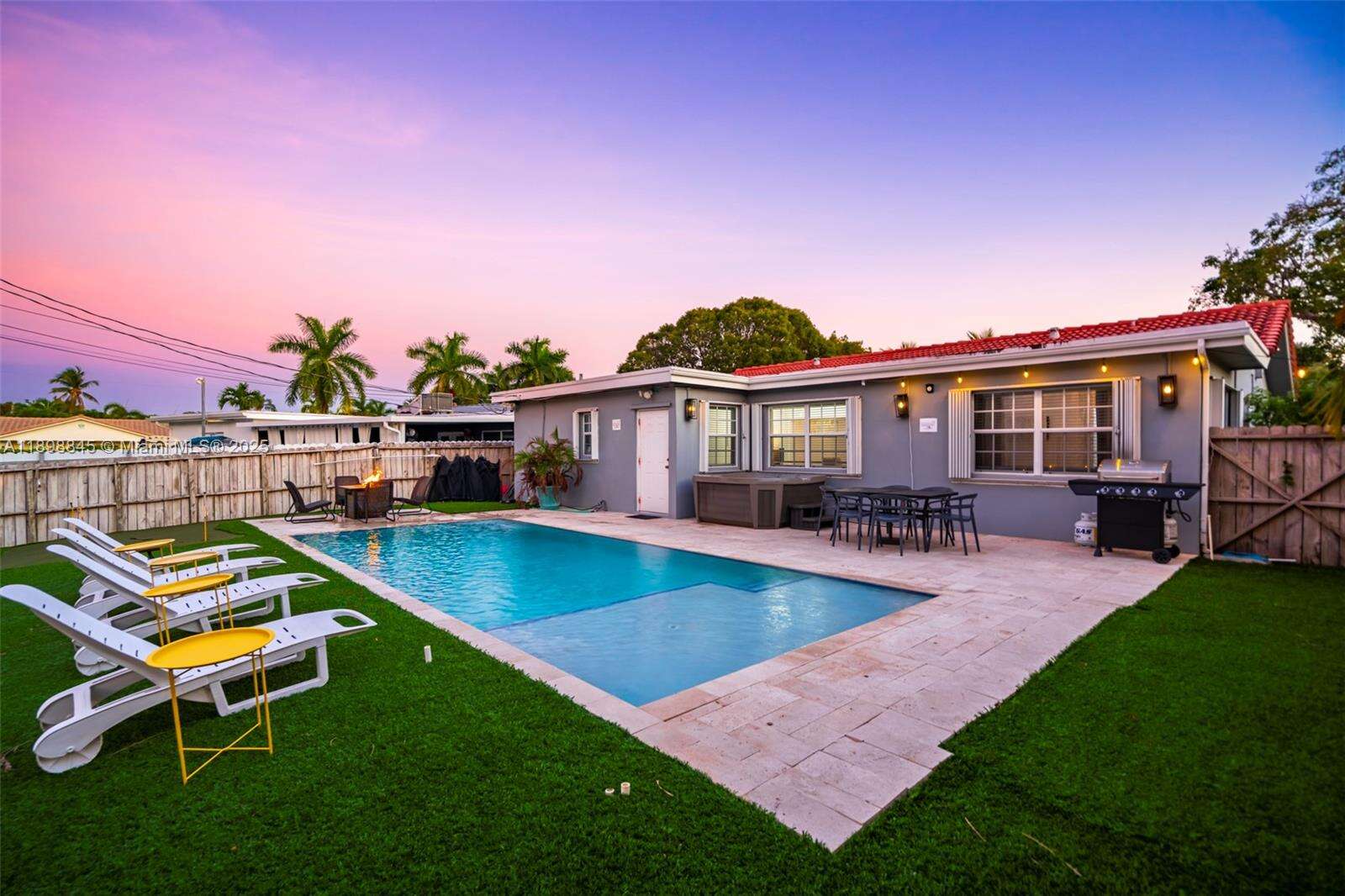 1305 Funston St, Hollywood, FL 33019 - For Rent photo 11
