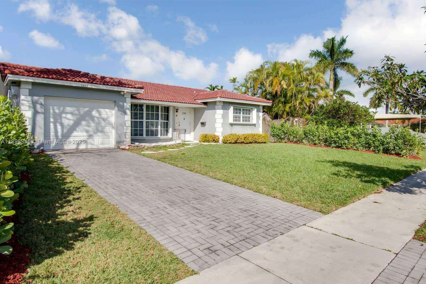 1305 Funston St, Hollywood, FL 33019 - For Rent photo 28