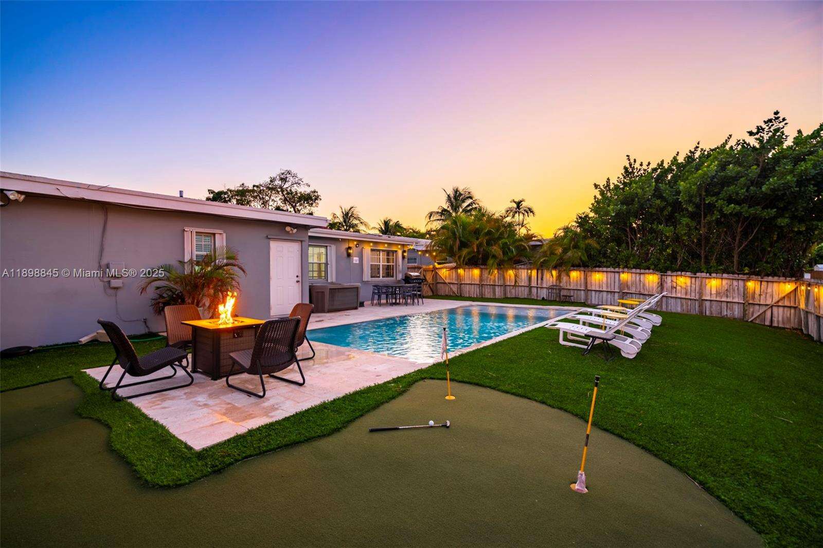 1305 Funston St, Hollywood, FL 33019 - For Rent photo 4