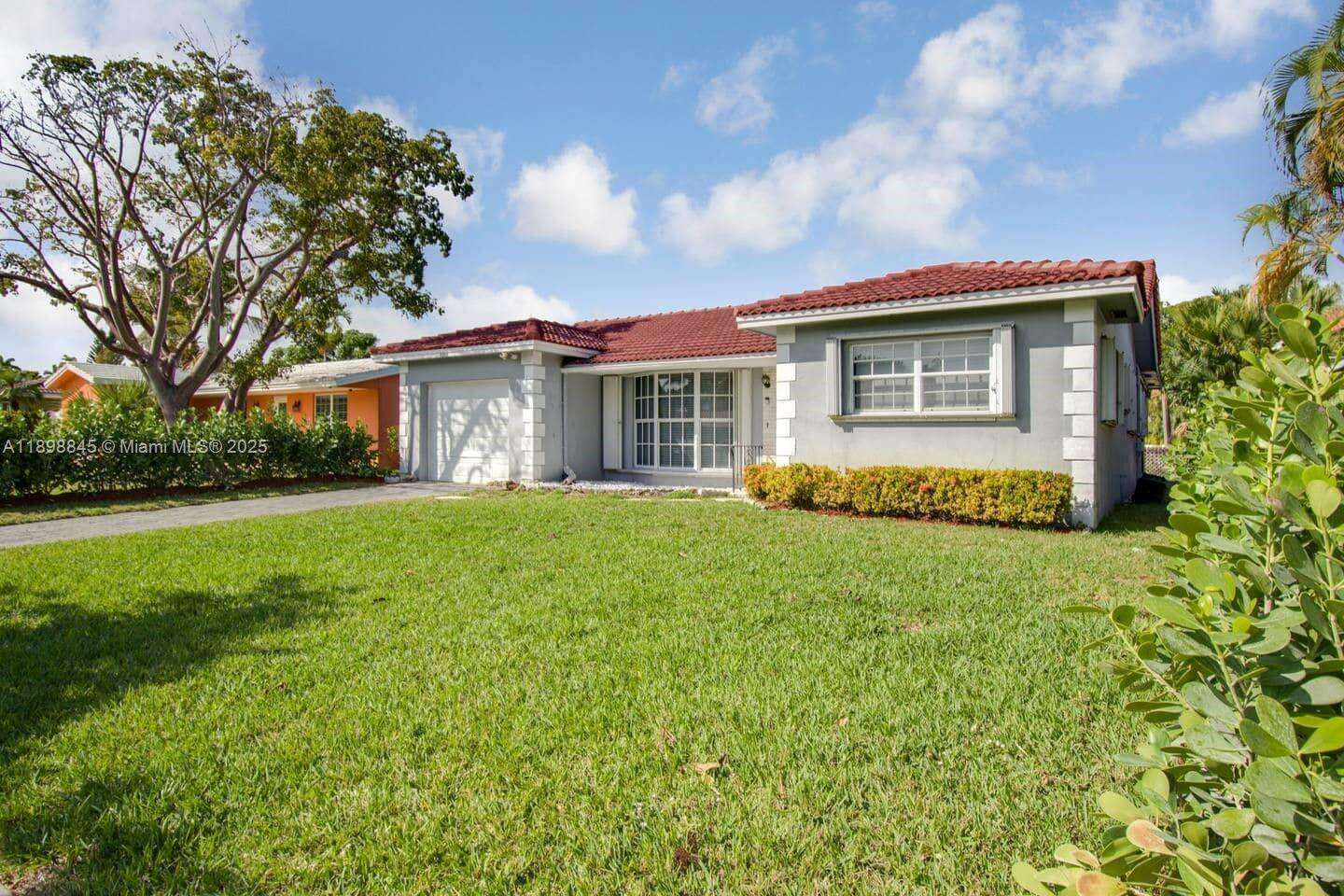 1305 Funston St, Hollywood, FL 33019 - For Rent photo 48