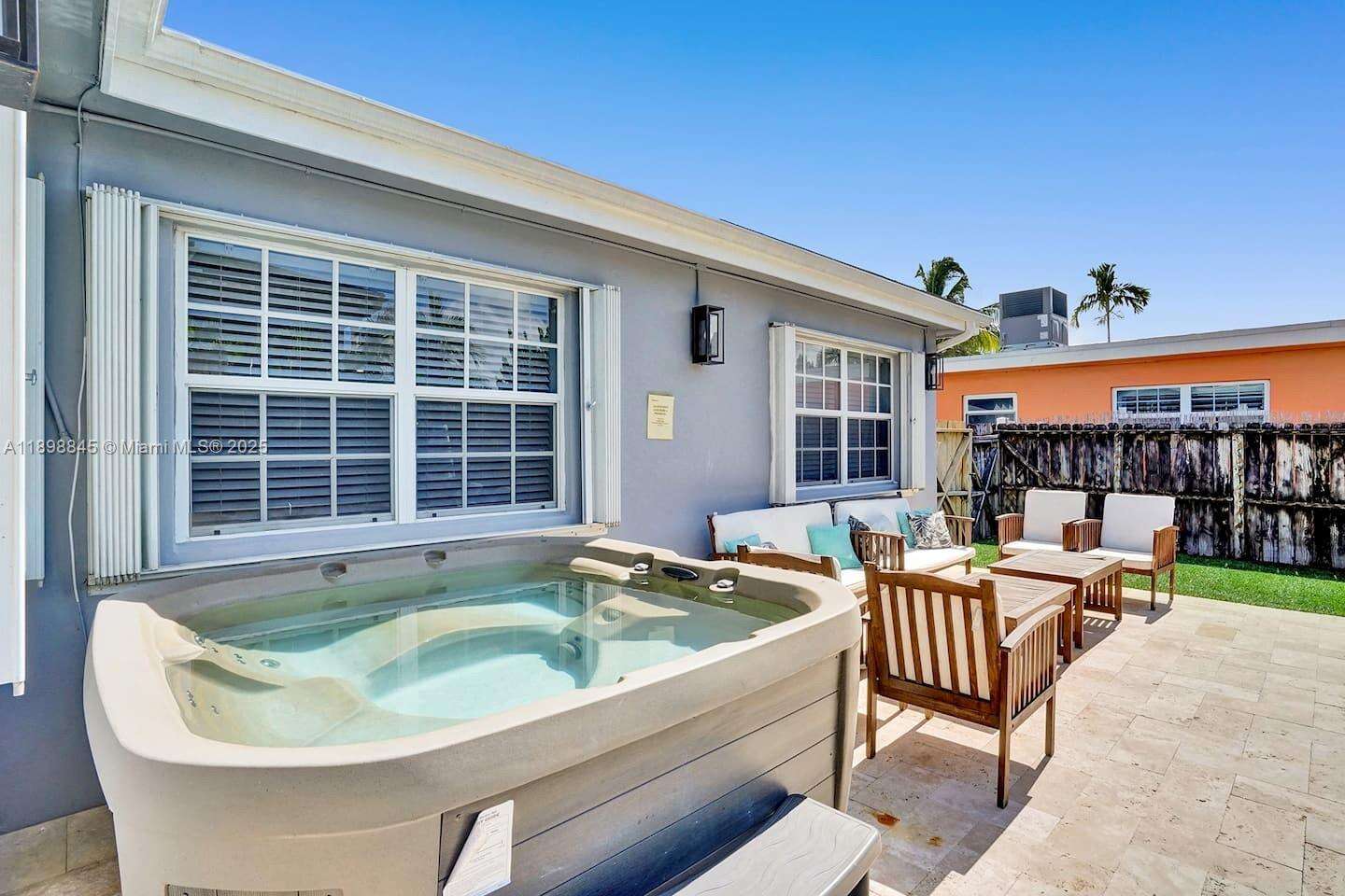 1305 Funston St, Hollywood, FL 33019 - For Rent photo 50