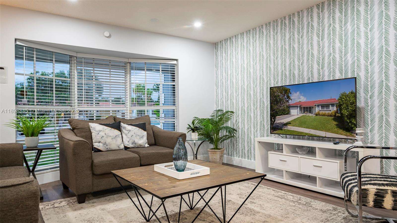 1305 Funston St, Hollywood, FL 33019 - For Rent photo 7