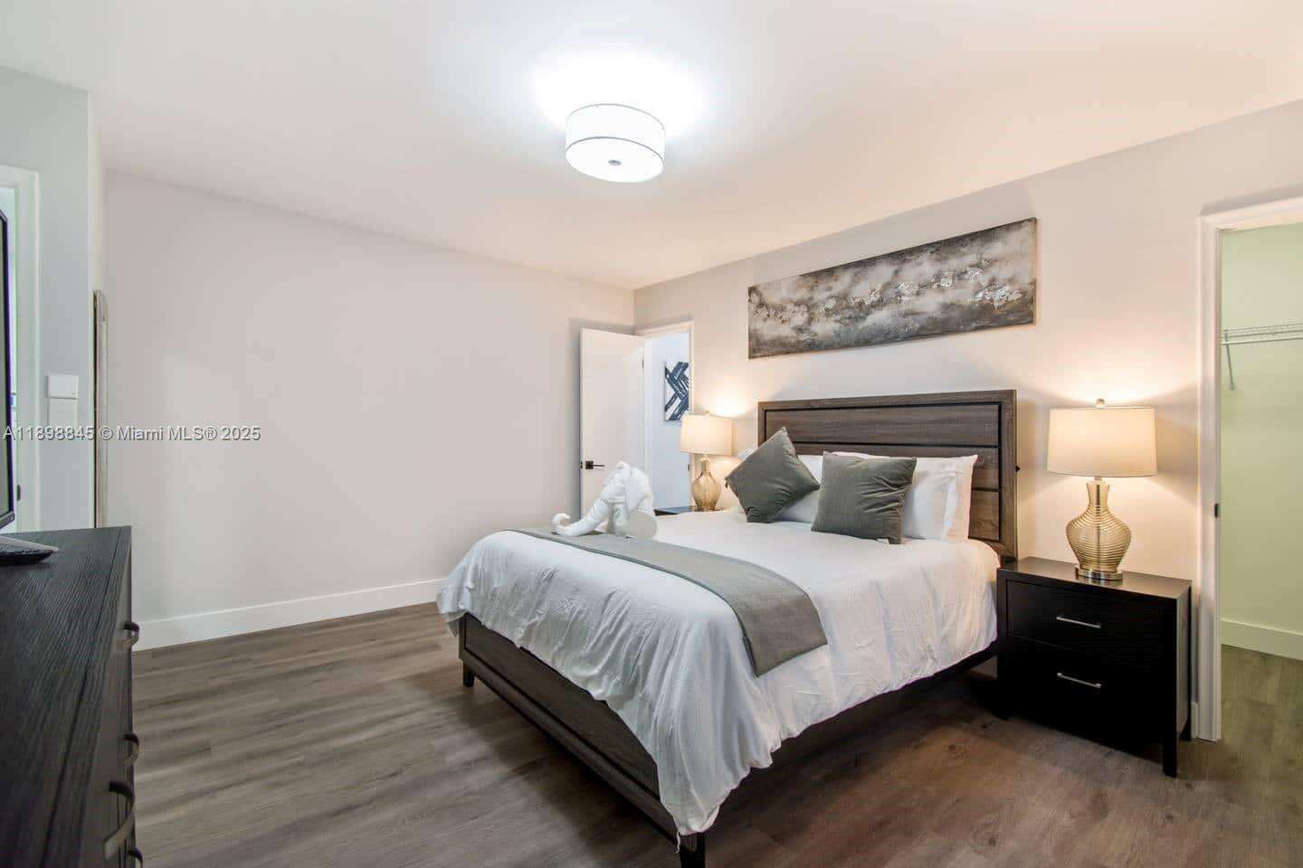 1305 Funston St, Hollywood, FL 33019 - For Rent photo 70