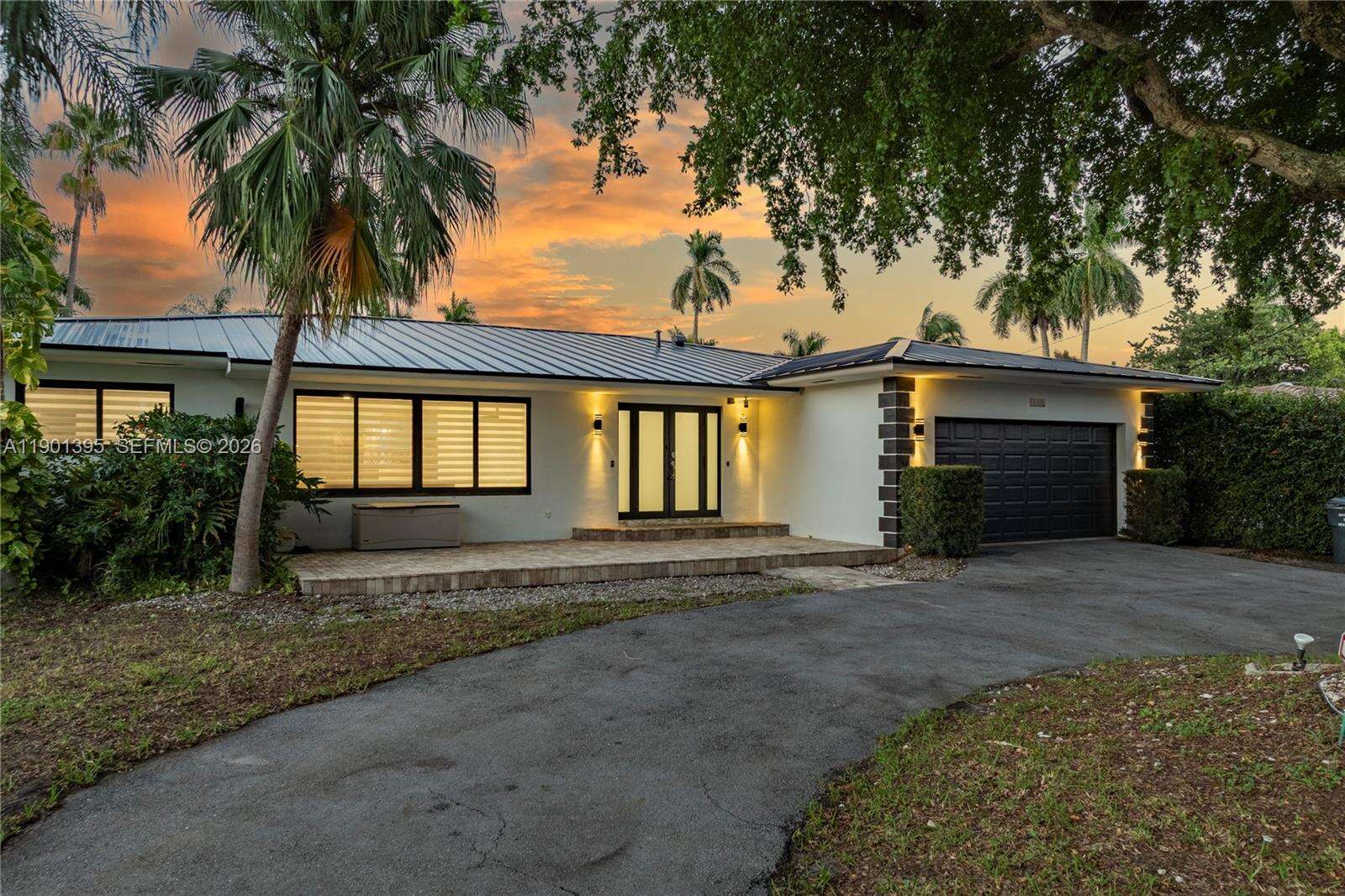 1141 Northlake Dr, Hollywood, FL 33019 - For Rent photo 4