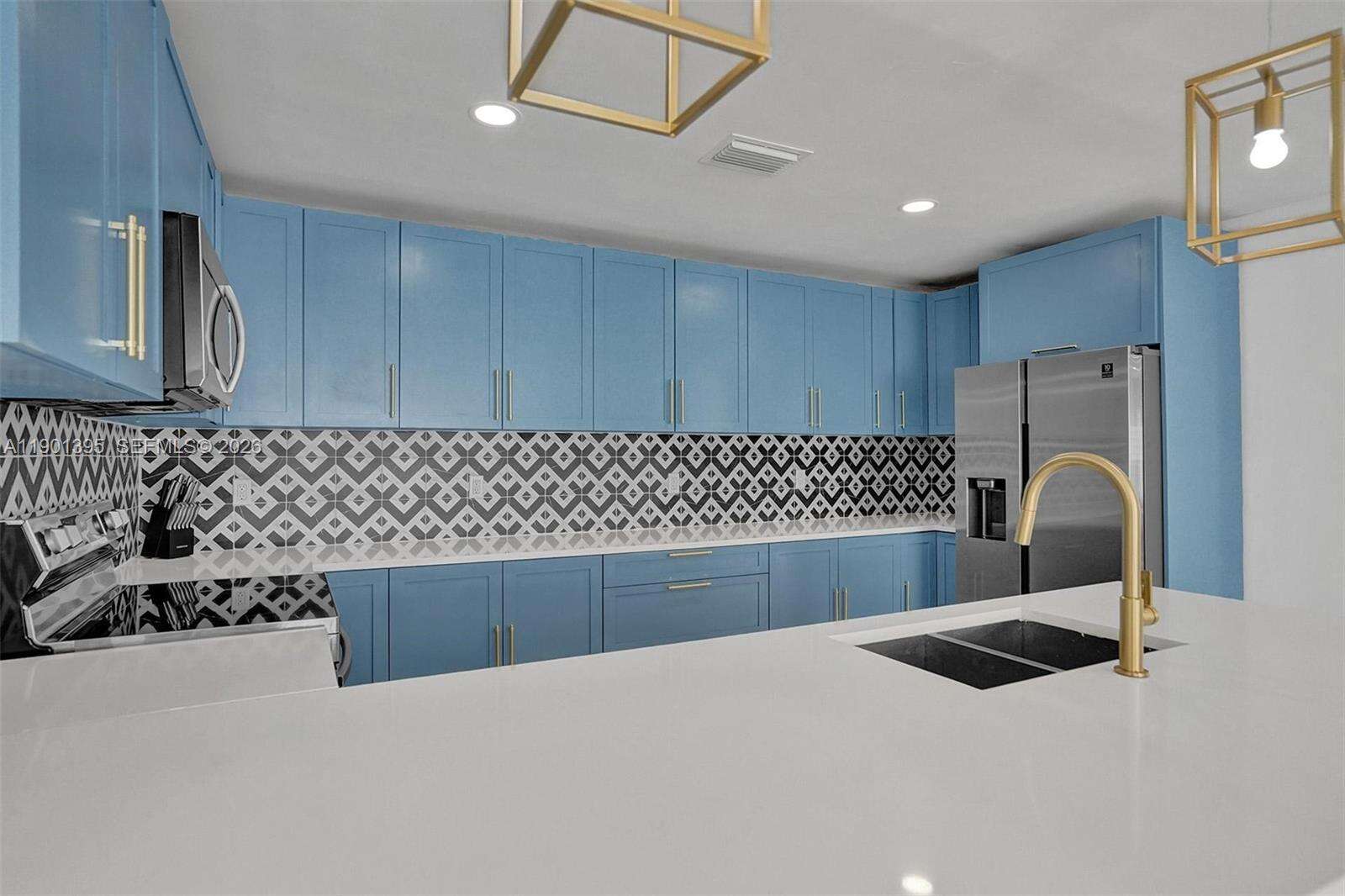 1141 Northlake Dr, Hollywood, FL 33019 - For Rent photo 9
