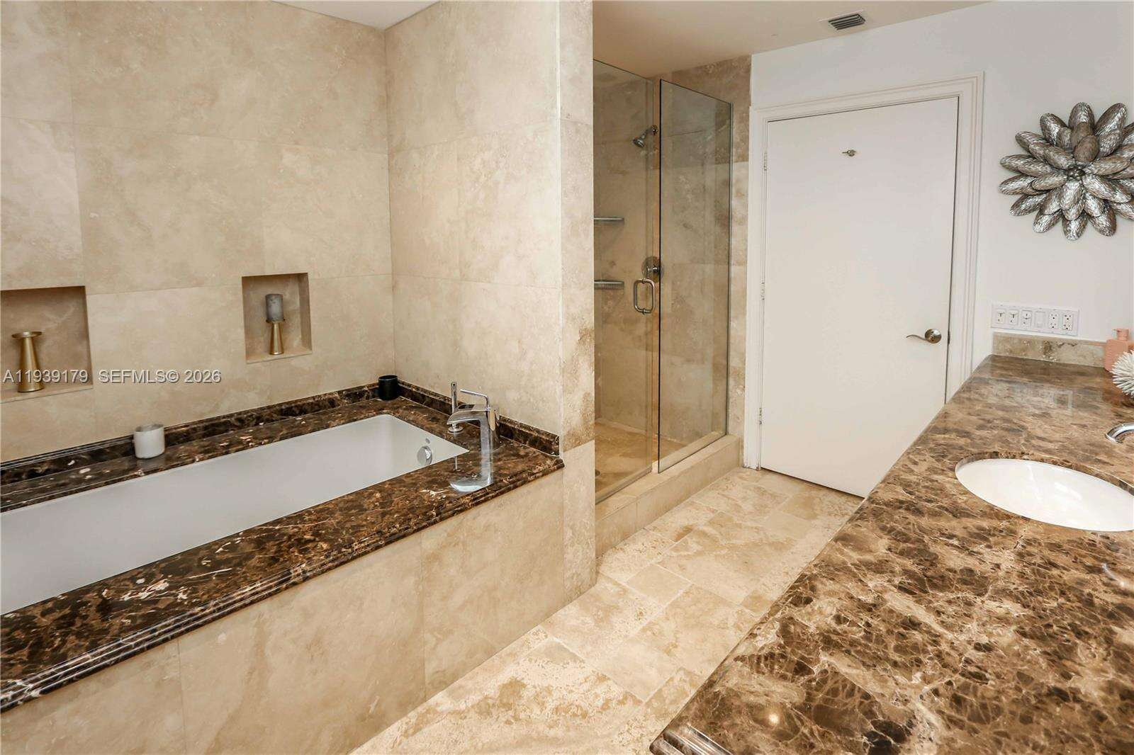 1108 Washington St, Hollywood, FL 33019 | Picture 37
